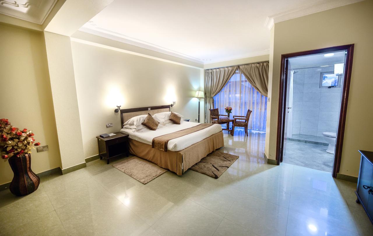 Hotel Sojovalo Kampala Dış mekan fotoğraf