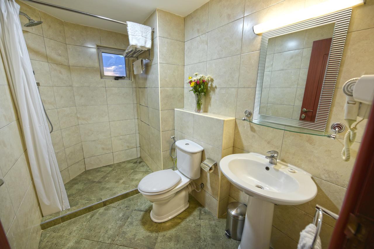 Hotel Sojovalo Kampala Dış mekan fotoğraf